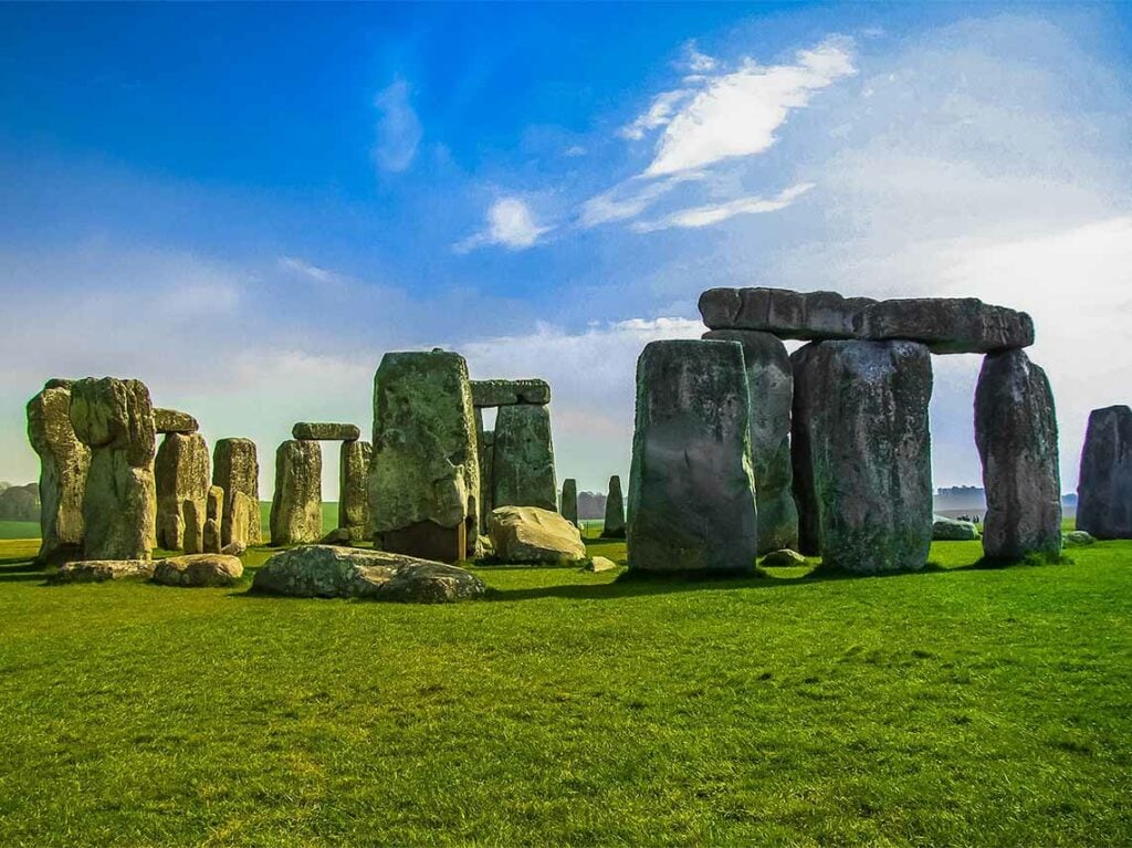 Stonehenge standing stone circle